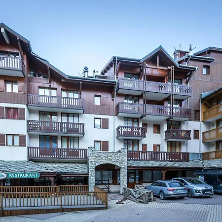 4 Pers. Aux Pieds Des Pistes Avec Parking, Animaux Acceptes - Fr-1-694-66 Apartmán *